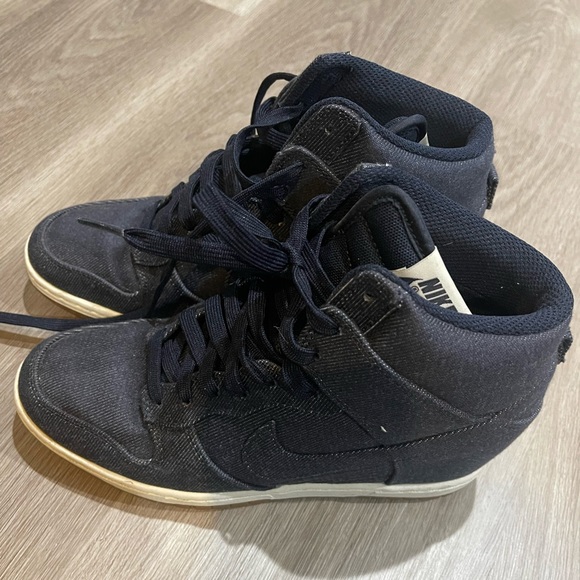 NIKE Womens Dunks SIZE: 8 - Picture 7 of 7